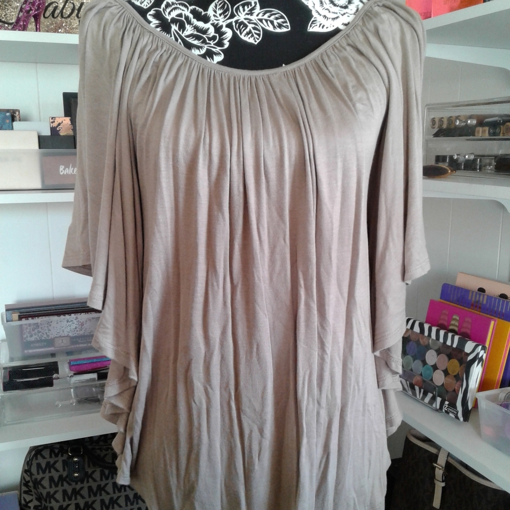 Women's Top